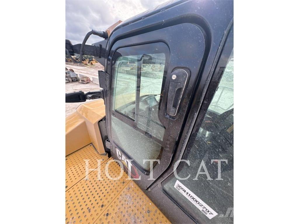 CAT 745 Zglobni damperi