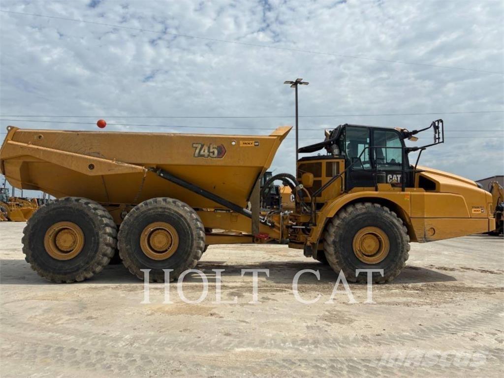 CAT 745 Zglobni damperi