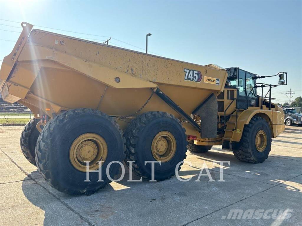 CAT 745 Zglobni damperi