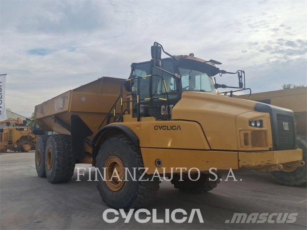 CAT 745 Zglobni damperi