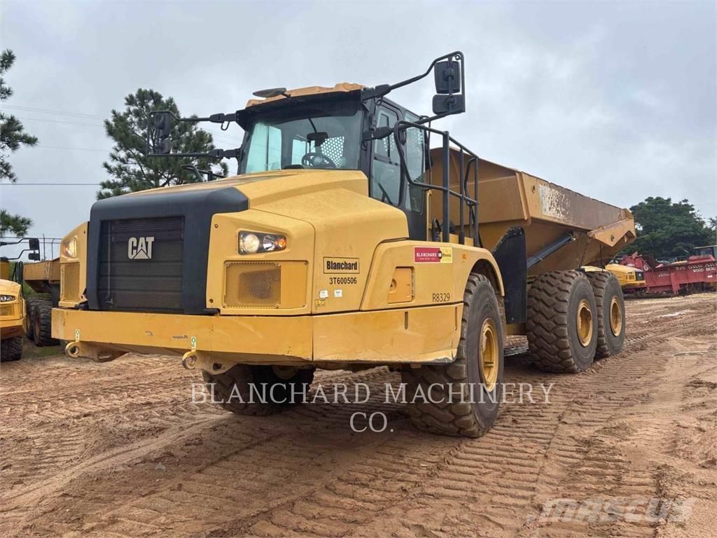 CAT 745 Zglobni damperi