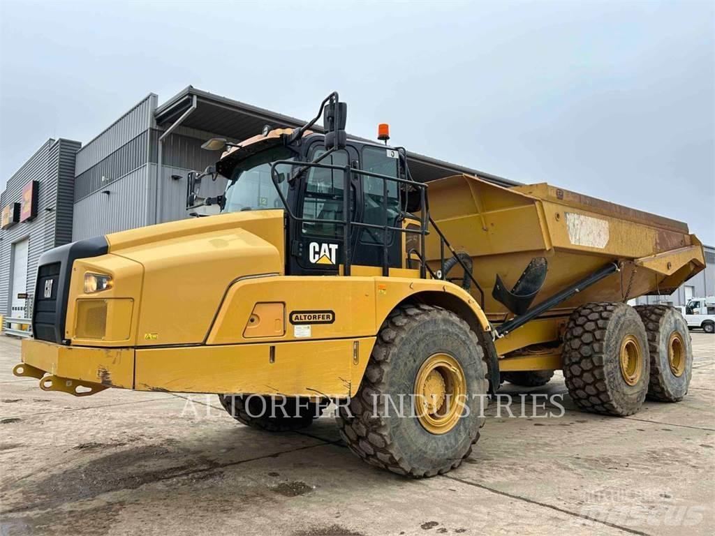 CAT 745 Zglobni damperi