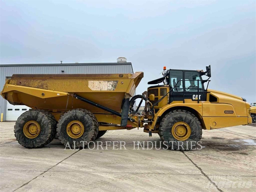 CAT 745 Zglobni damperi