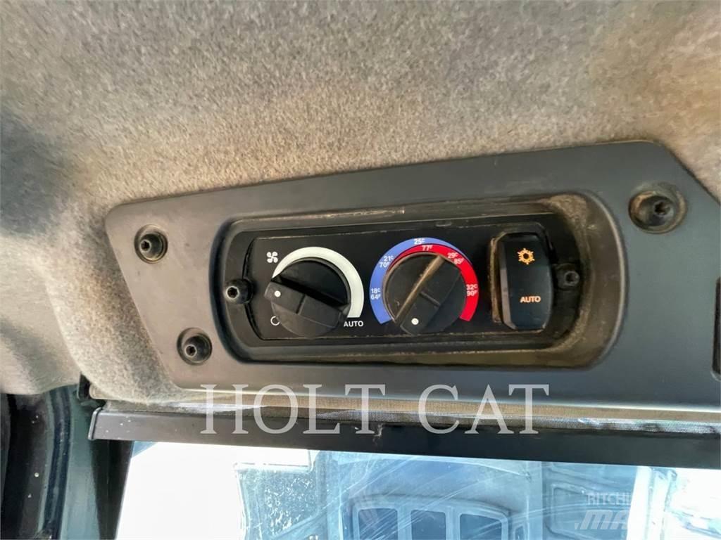 CAT 745-04 Zglobni damperi