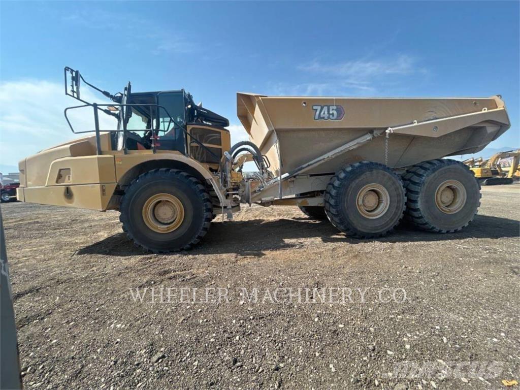 CAT 745 TG Zglobni damperi