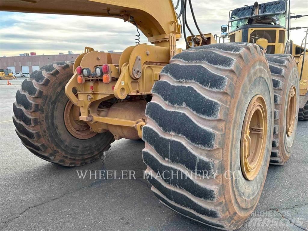 CAT 745 W/PAN Zglobni damperi