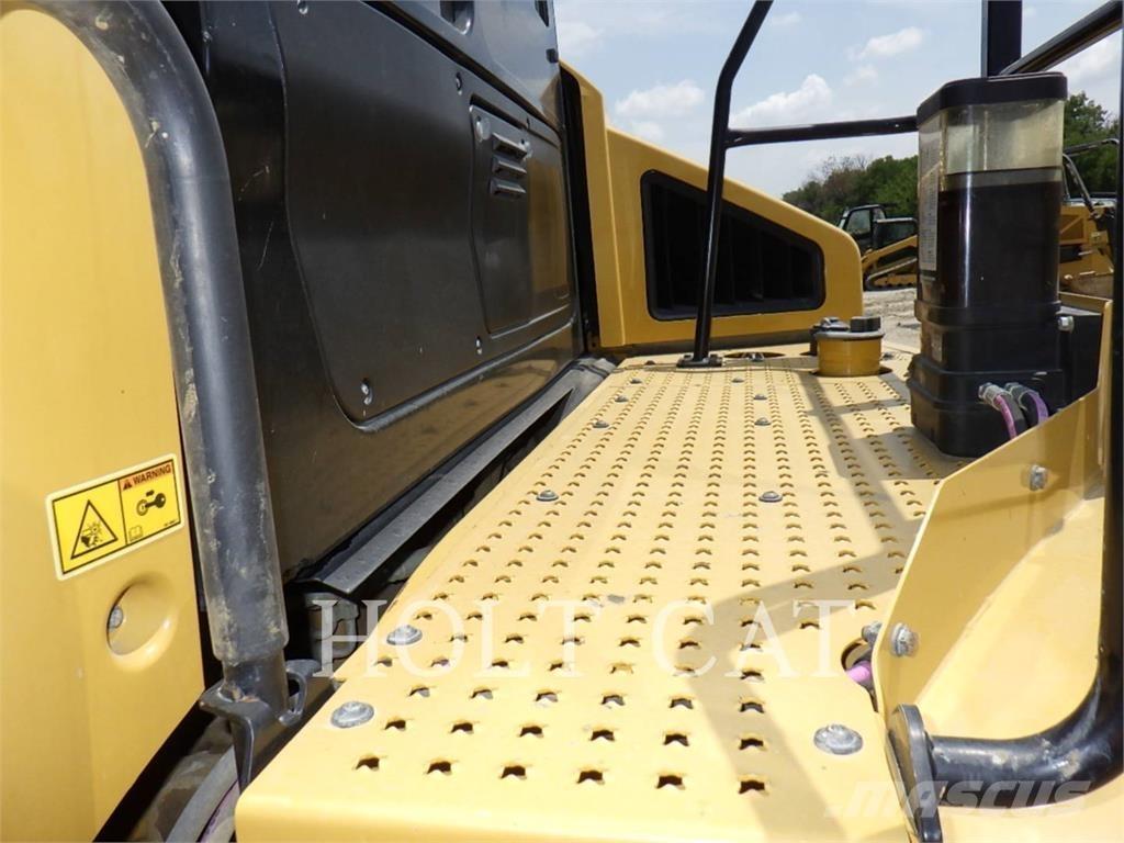 CAT 74504 Zglobni damperi