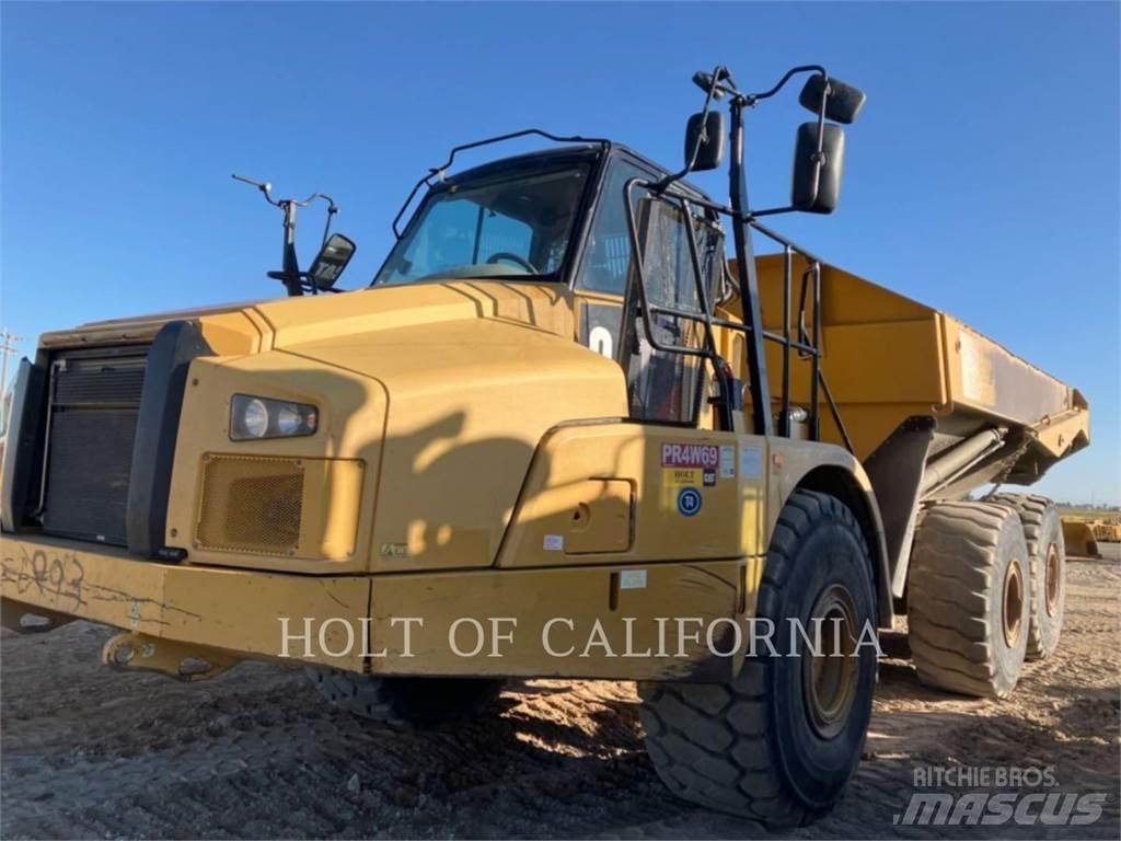 CAT 745C Zglobni damperi
