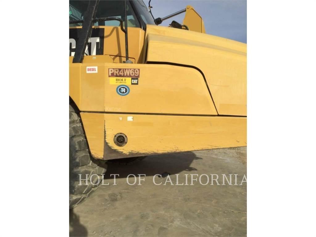 CAT 745C Zglobni damperi