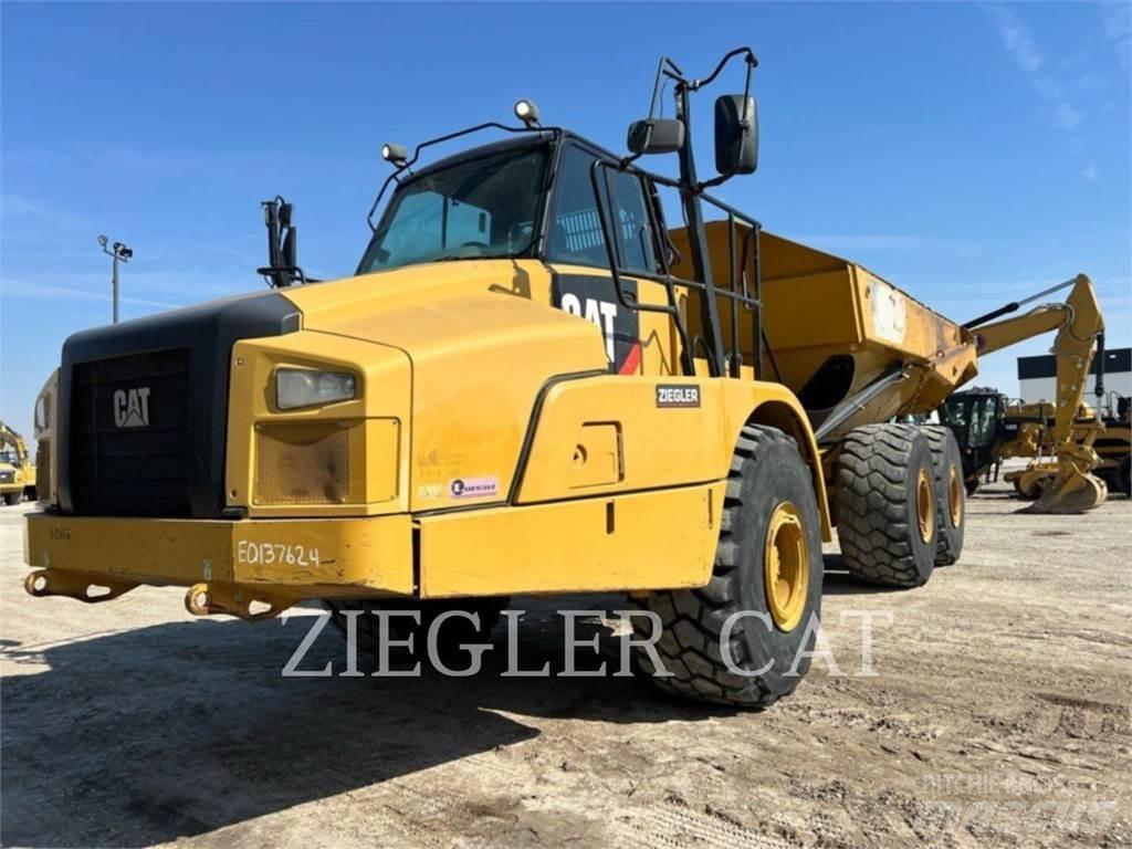 CAT 745C Zglobni damperi