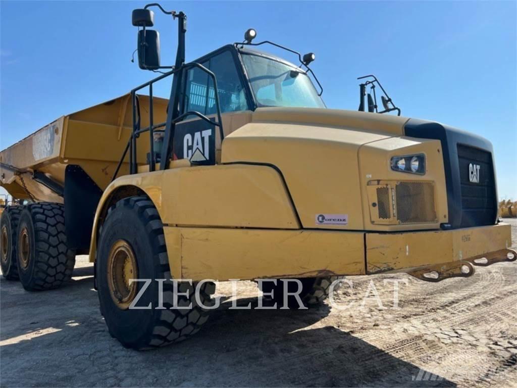CAT 745C Zglobni damperi