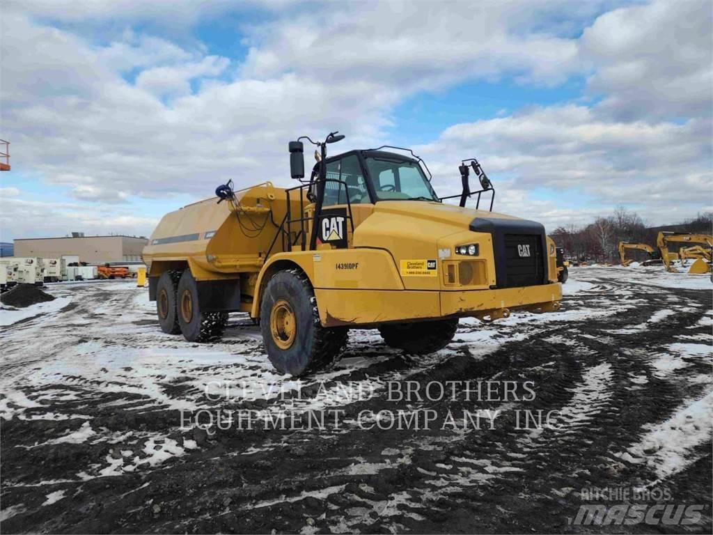 CAT 745C Kamioni za vodu