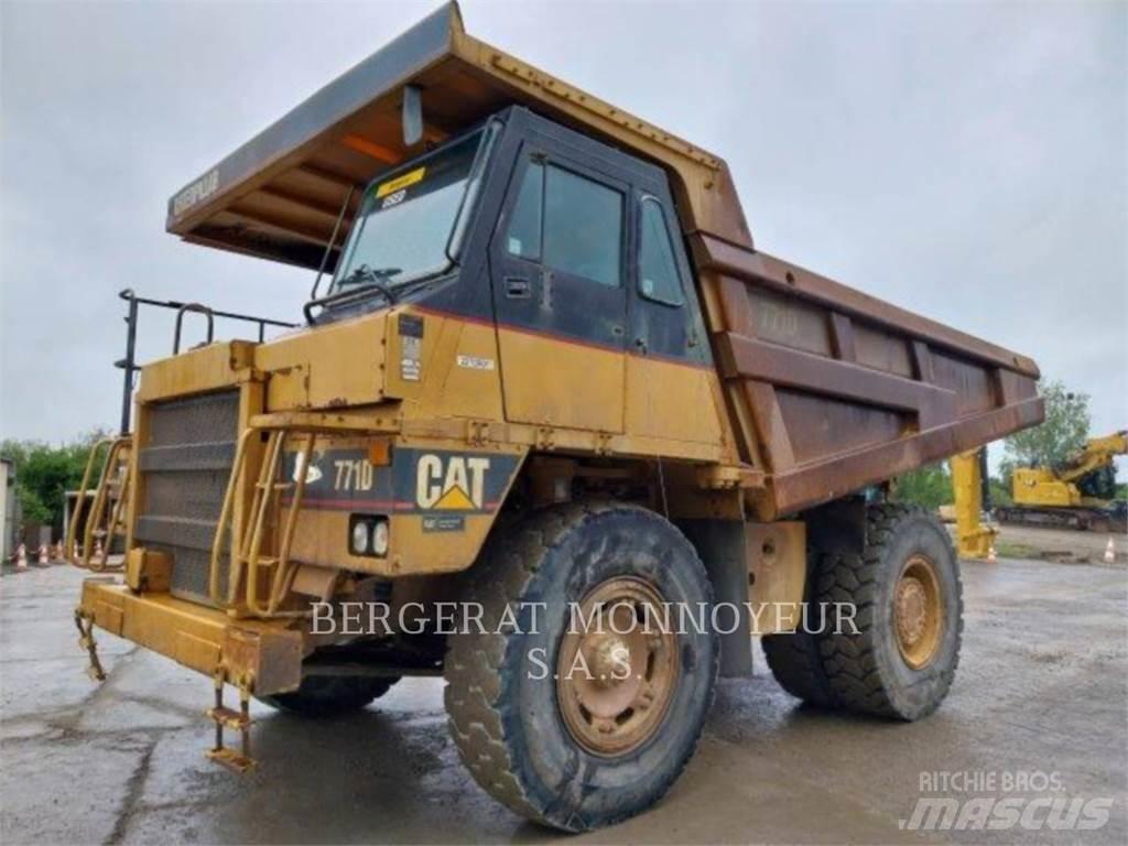 CAT 771D Zglobni damperi