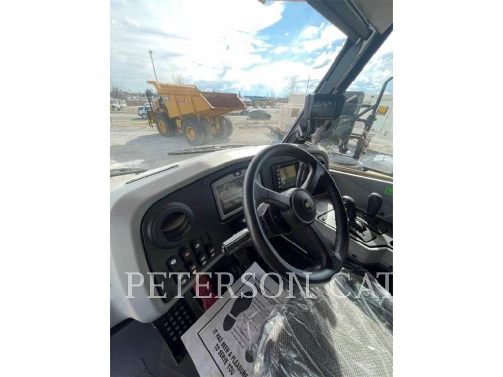 CAT 772G Alati za betonske radove