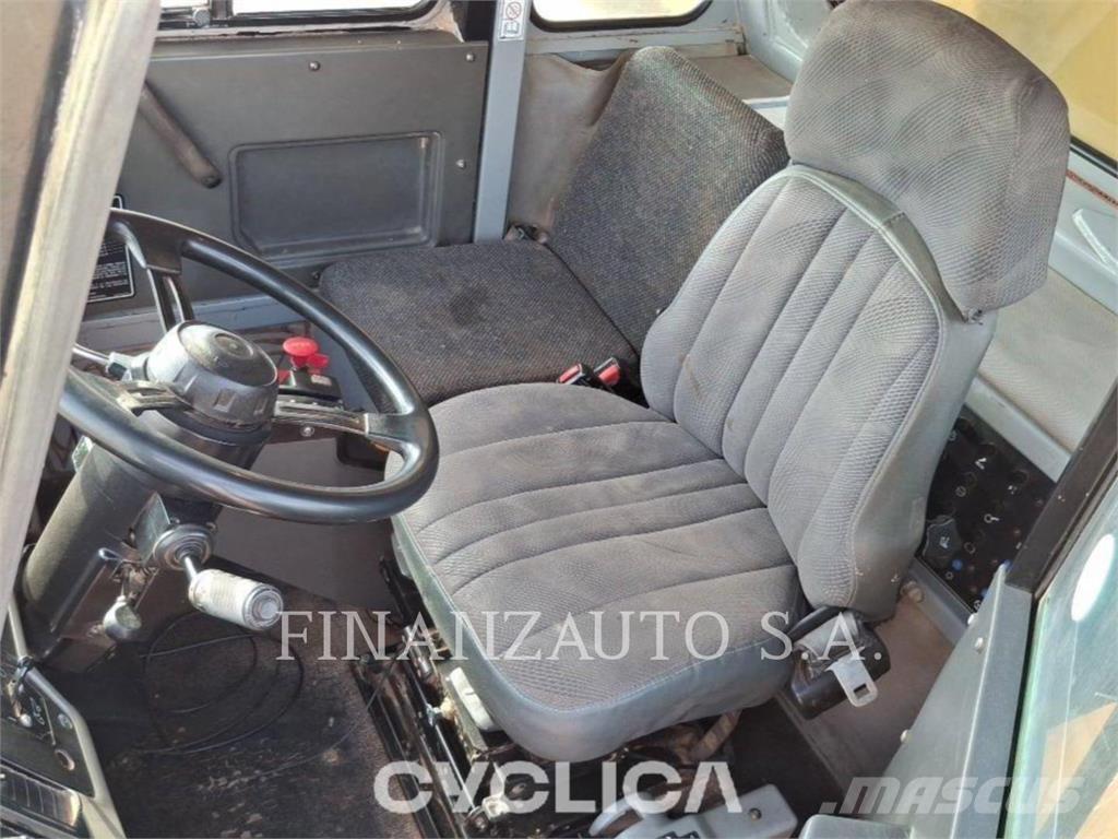 CAT 773E Zglobni damperi