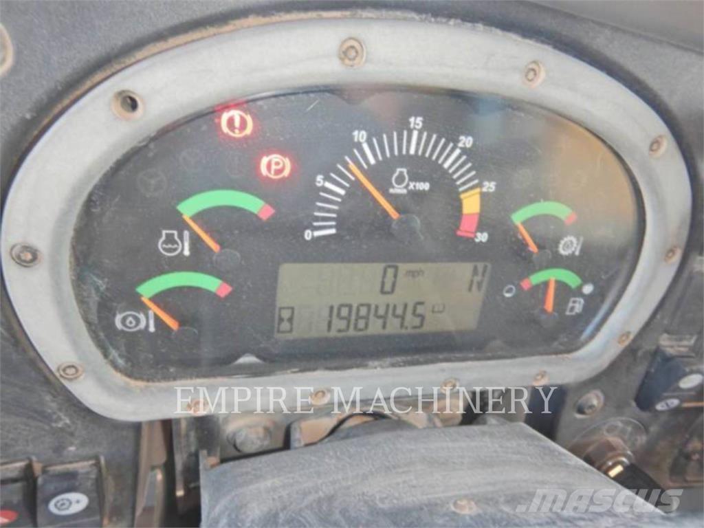 CAT 773F Zglobni damperi