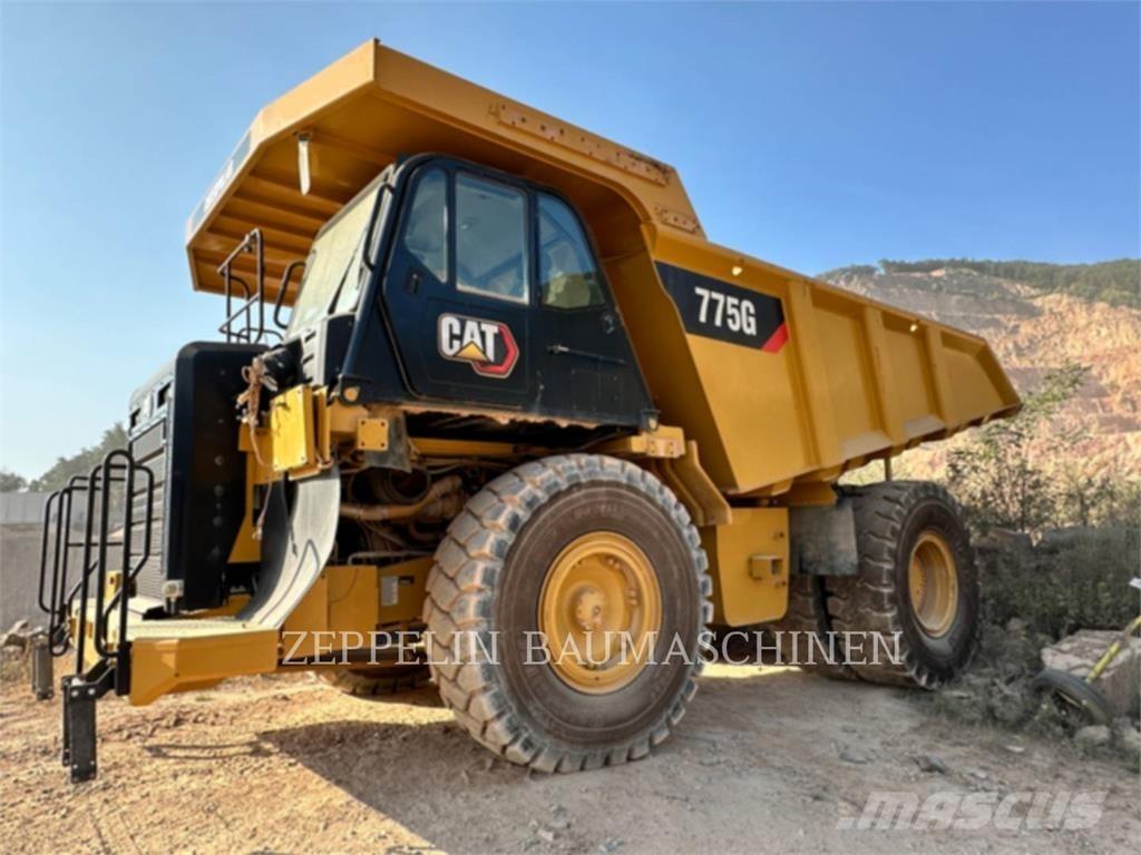 CAT 775G Zglobni damperi