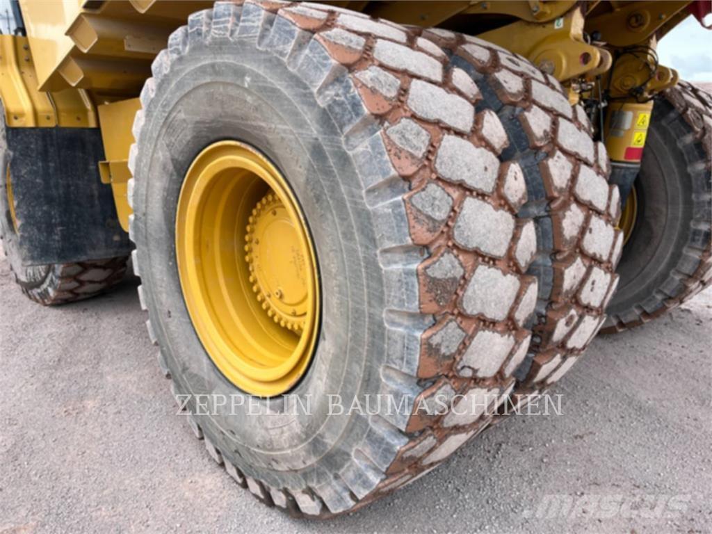 CAT 775G Zglobni damperi