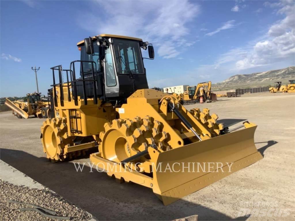 CAT 815 Nabijači zemlje