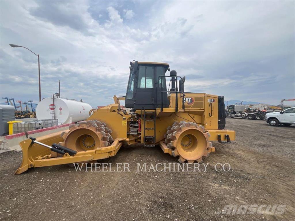 CAT 815 Kombinovani valjci