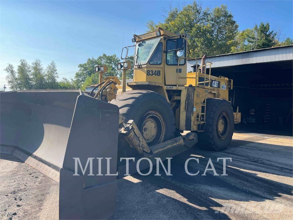 CAT 834B Buldožeri na točkovima