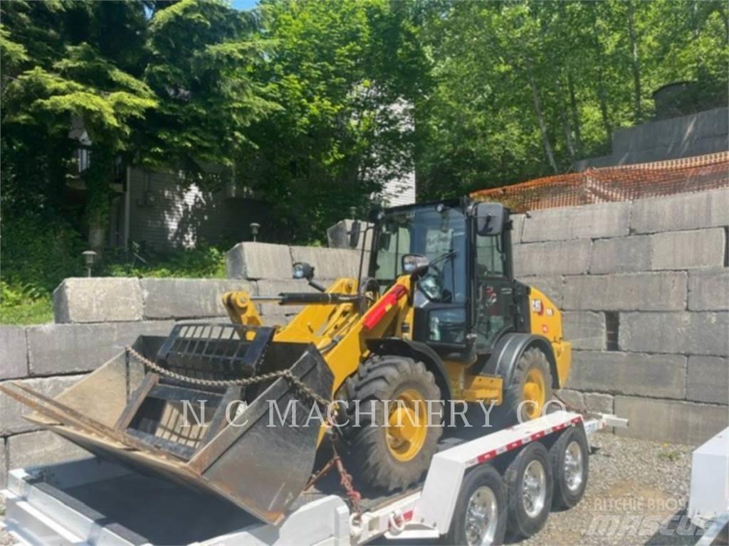 CAT 906 Utovarivači na točkove
