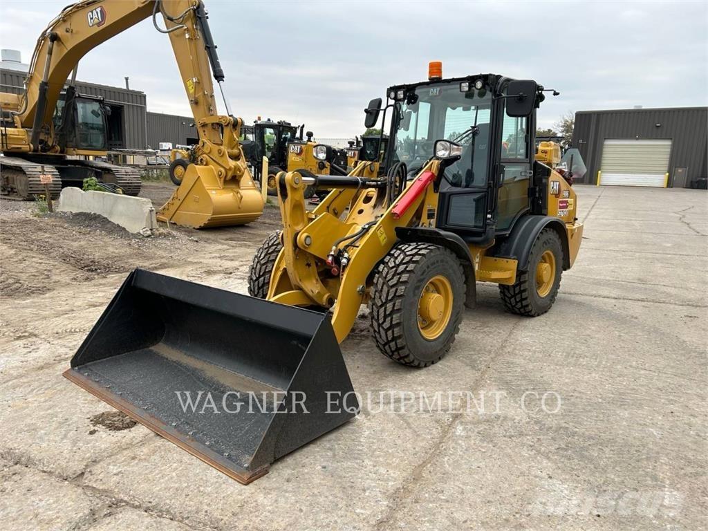 CAT 906 Utovarivači na točkove