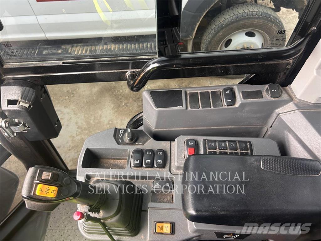 CAT 906-14 Utovarivači na točkove