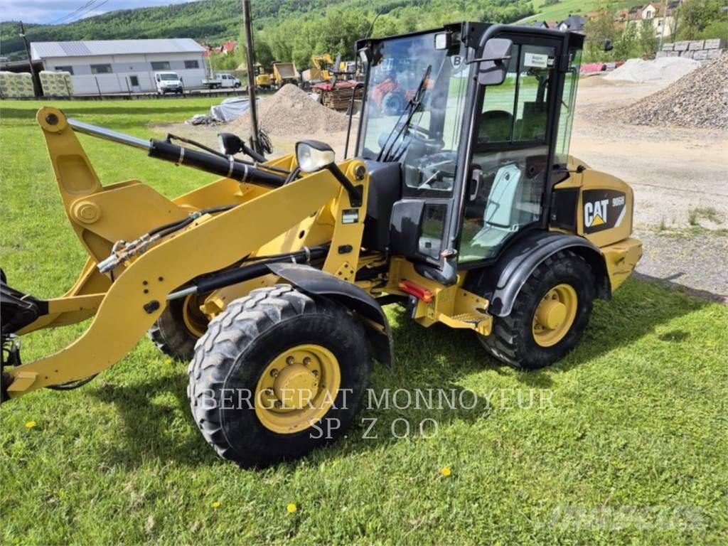 CAT 906H Utovarivači na točkove