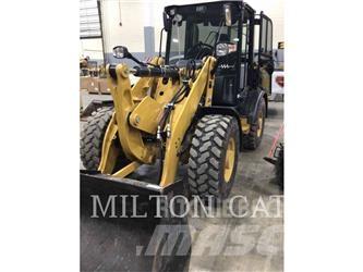 CAT 906M Utovarivači na točkove