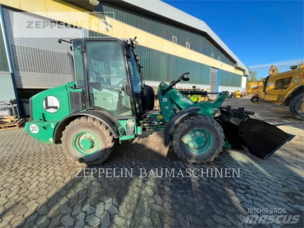 CAT 906M Utovarivači na točkove
