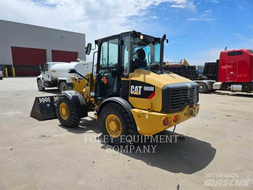 CAT 906M Utovarivači na točkove