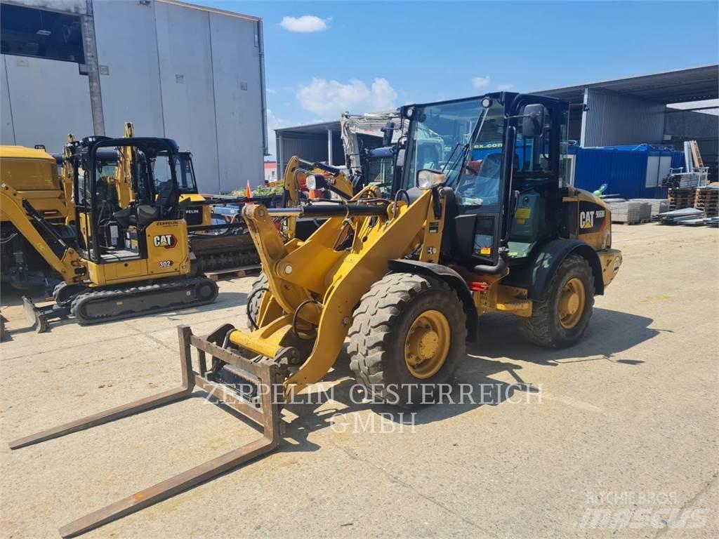 CAT 906M Utovarivači na točkove