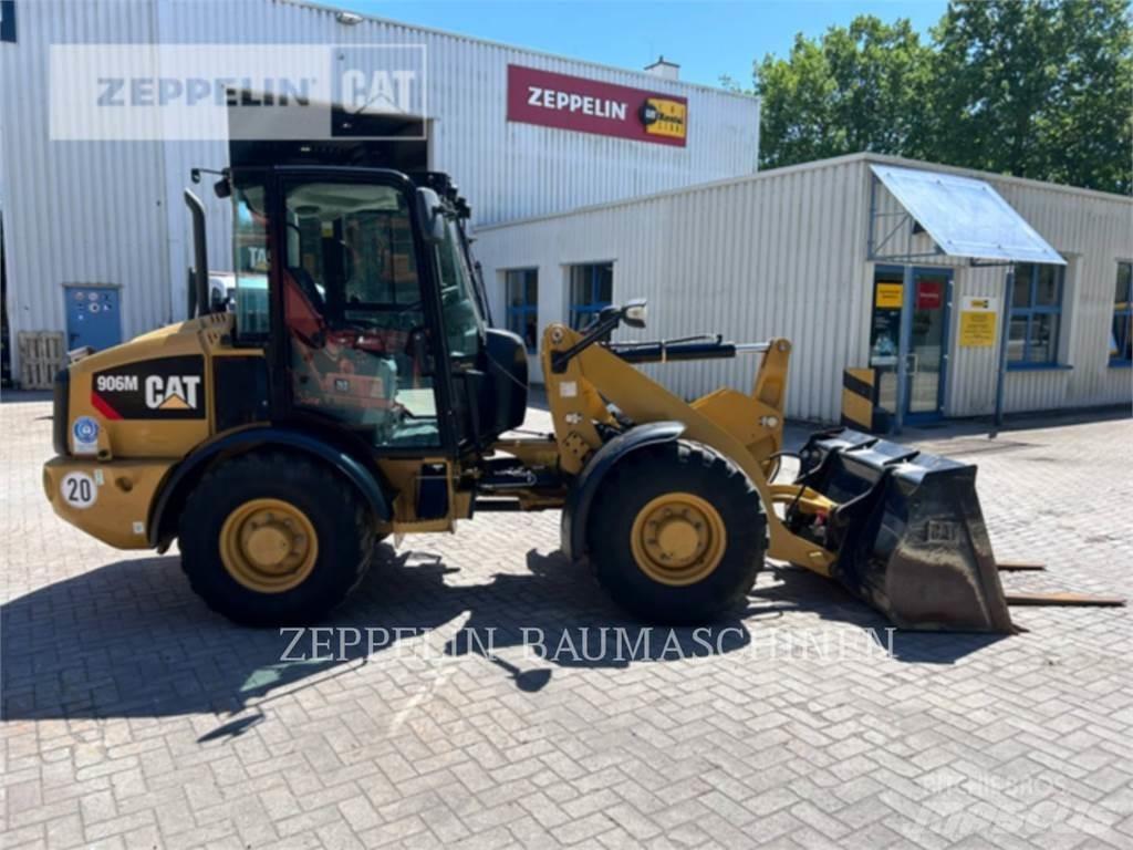 CAT 906M Utovarivači na točkove