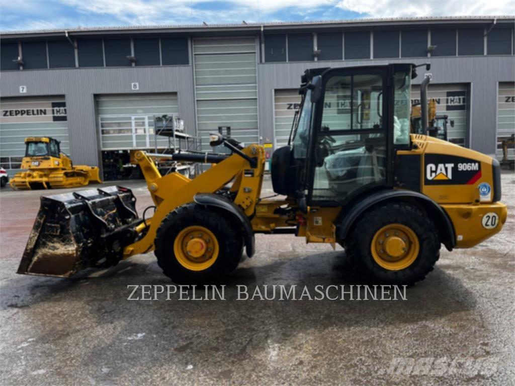 CAT 906M Utovarivači na točkove