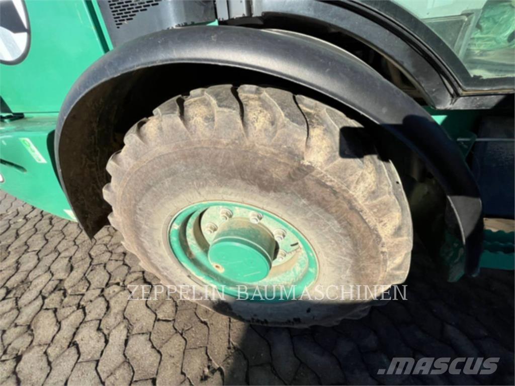 CAT 906M Utovarivači na točkove