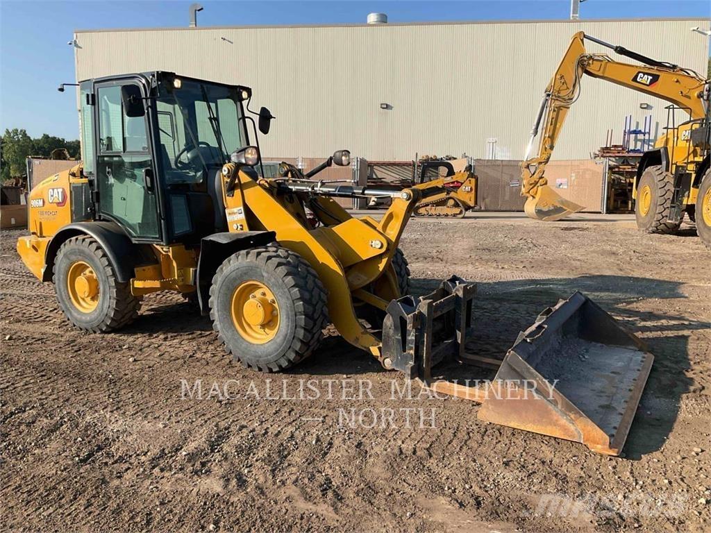 CAT 906M AW+ Utovarivači na točkove
