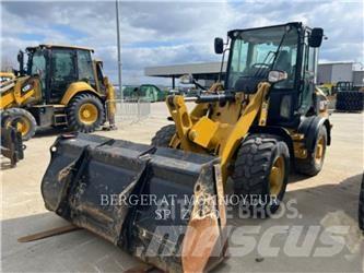 CAT 907M Utovarivači na točkove