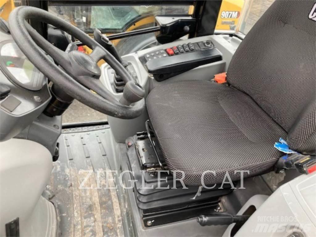 CAT 907M Utovarivači na točkove
