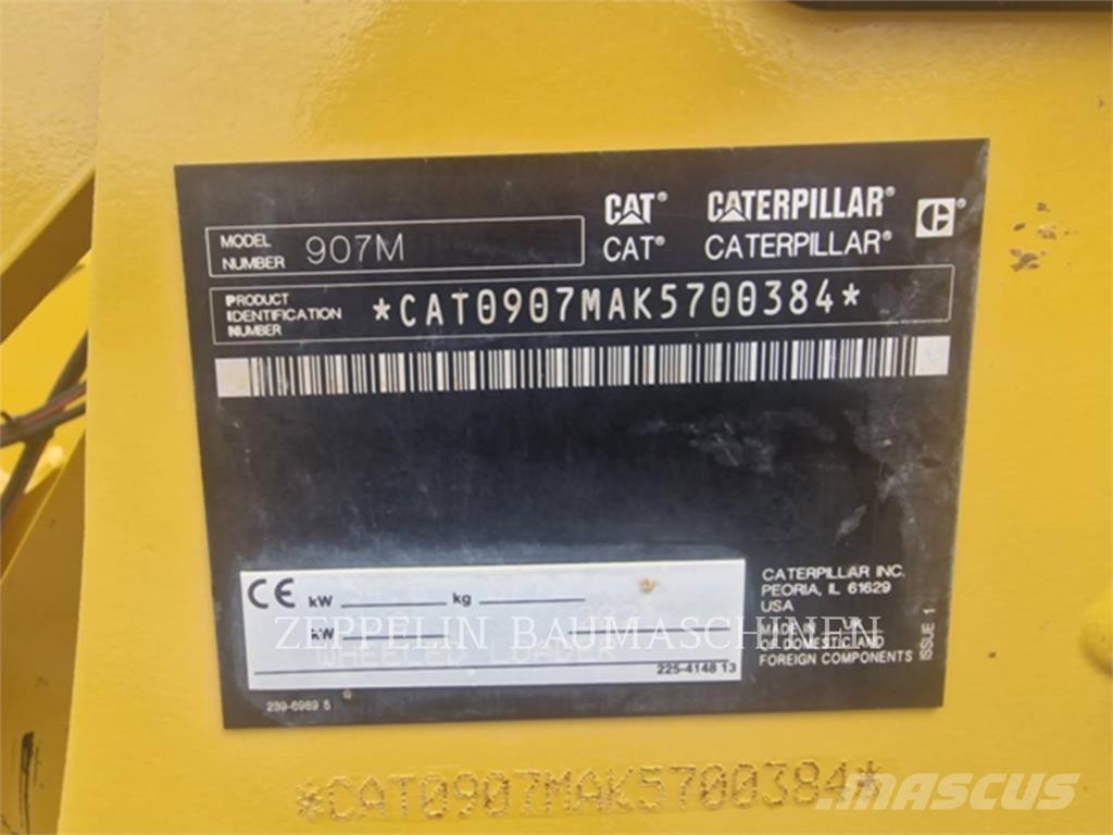 CAT 907M Utovarivači na točkove
