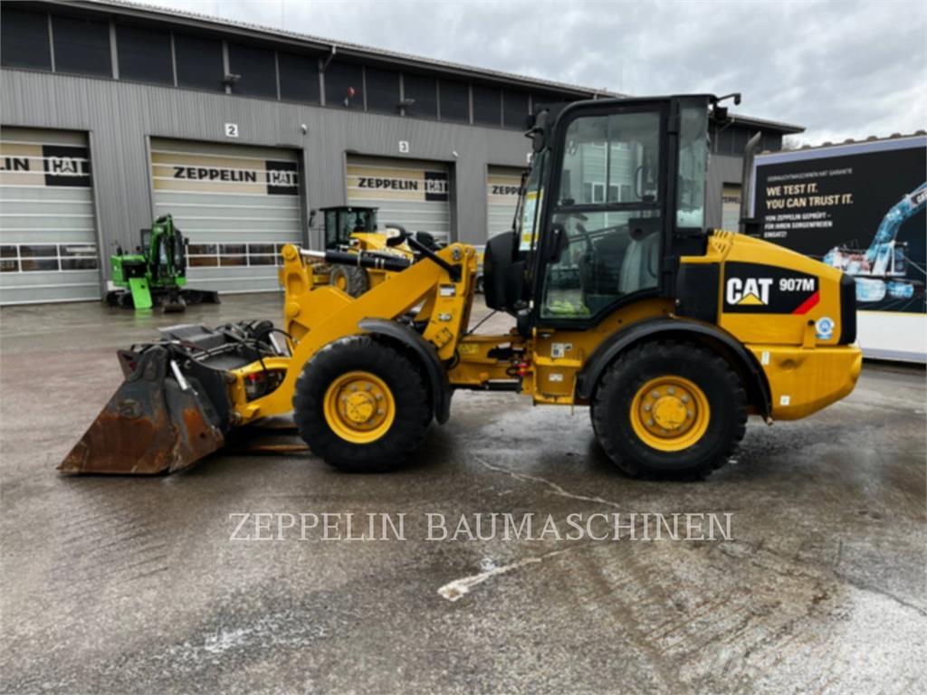 CAT 907M Utovarivači na točkove