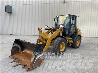 CAT 908 Utovarivači na točkove