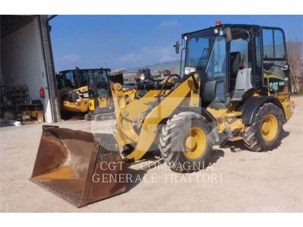 CAT 908 M Utovarivači na točkove