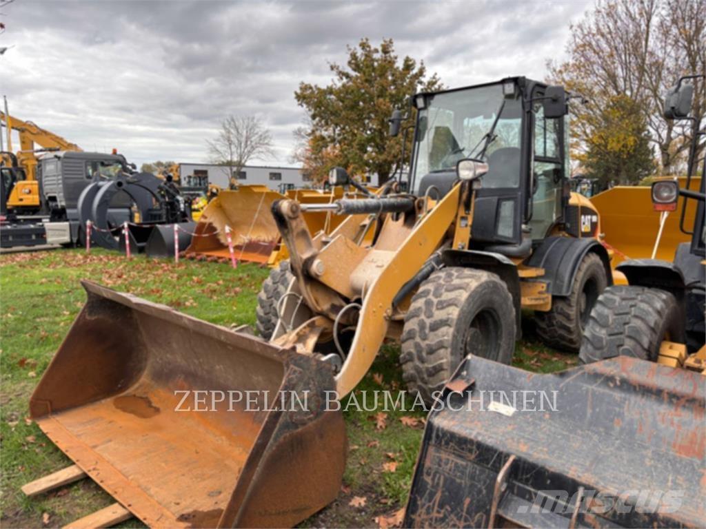 CAT 908H Utovarivači na točkove