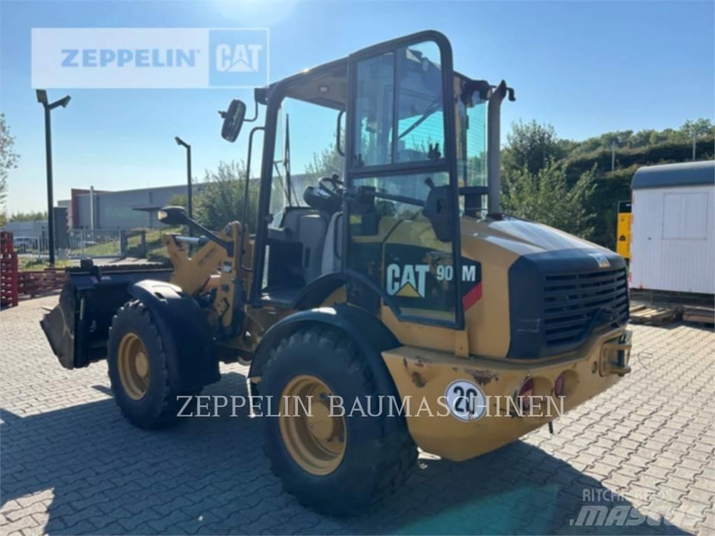 CAT 908M Utovarivači na točkove