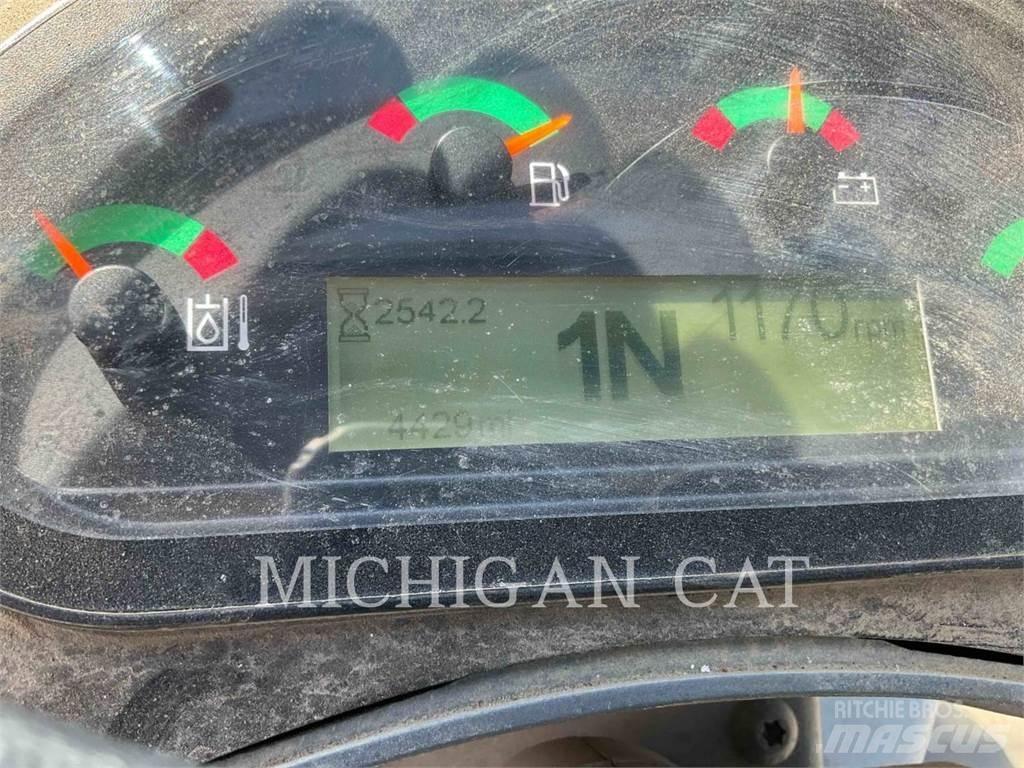 CAT 908M Utovarivači na točkove
