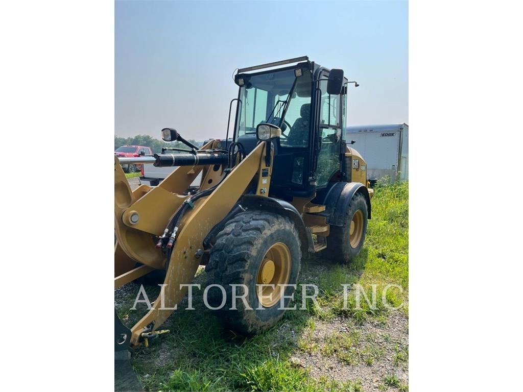 CAT 908M Mini utovarivači