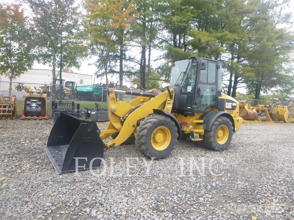 CAT 908M Utovarivači na točkove