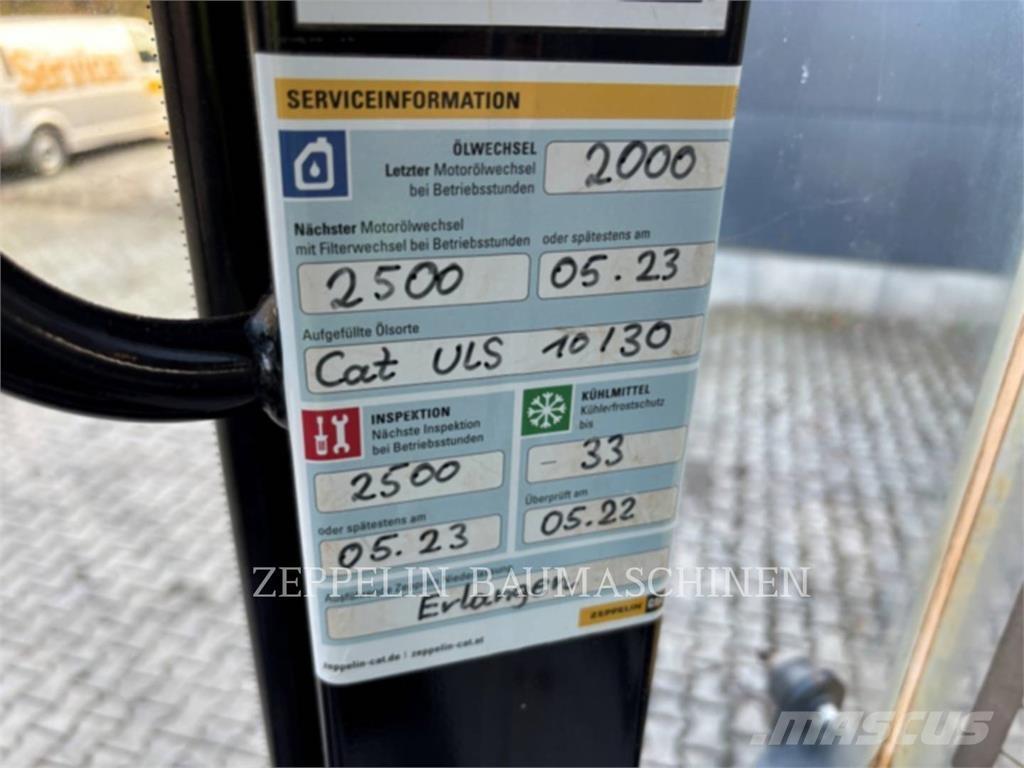 CAT 908M Utovarivači na točkove