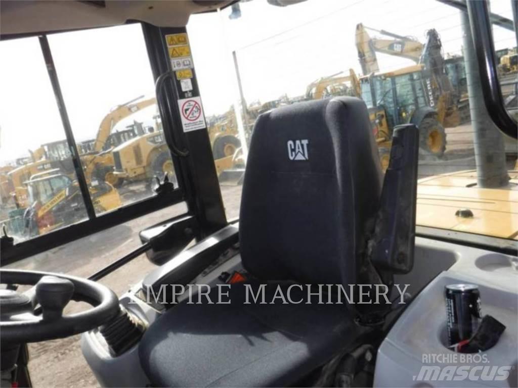 CAT 910-14 Utovarivači na točkove